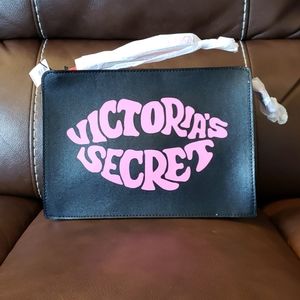 😍BNWT Victoria's Secret Make Up Bag